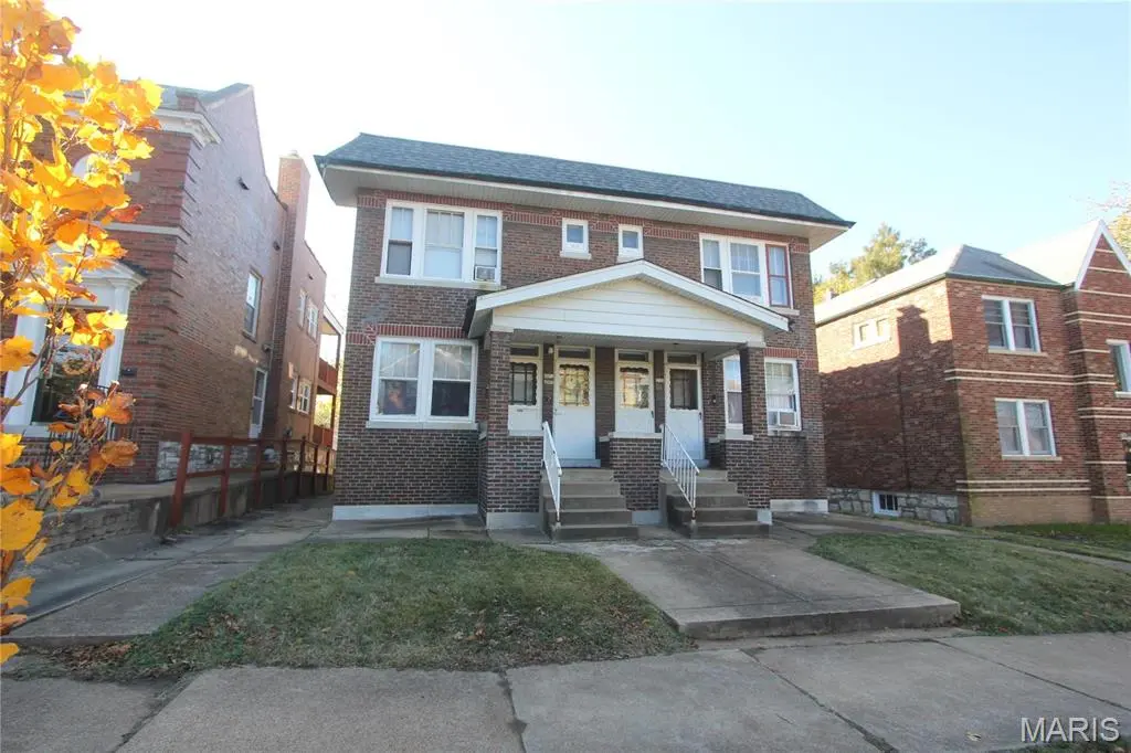 5424 Rhodes AVE #2F, St Louis, MO 63109
