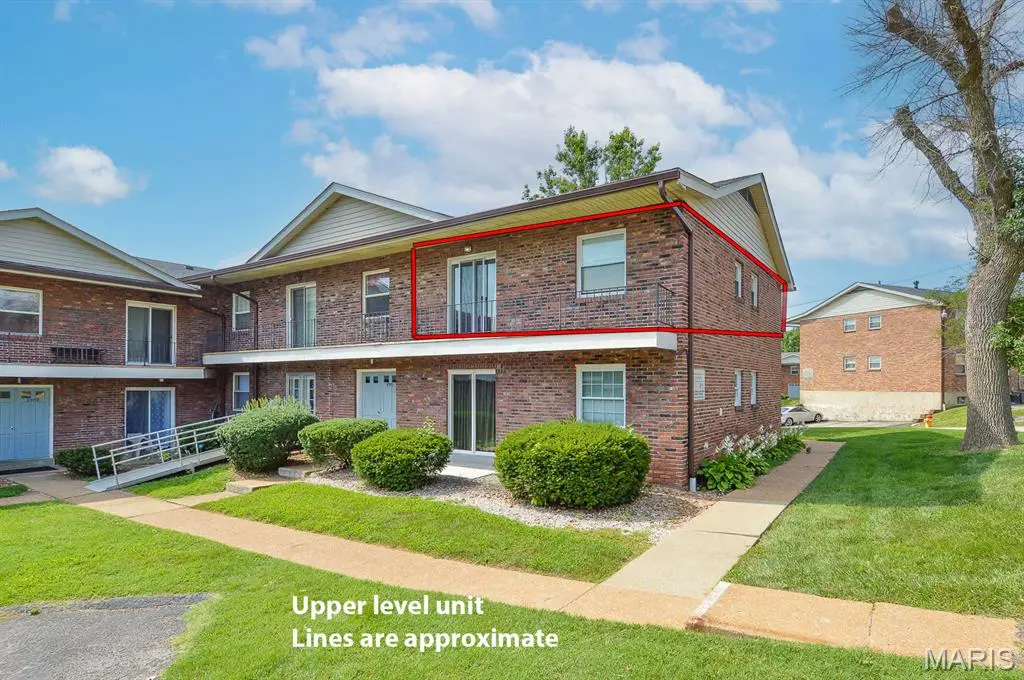 6953 Colonial Woods DR #48, St Louis, MO 63129