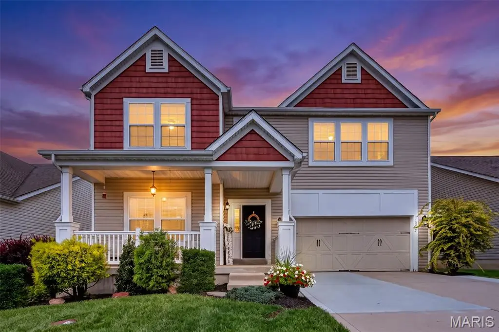 1805 English Oak DR, Lake St Louis, MO 63367
