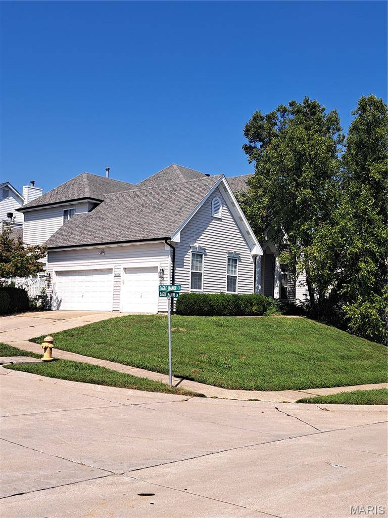 14001 Eagle Manor CT, Chesterfield, MO 63017