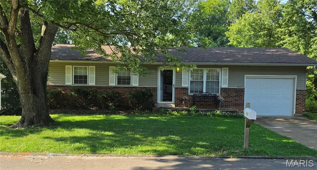 1812 Partridge DR, Imperial, MO 63052