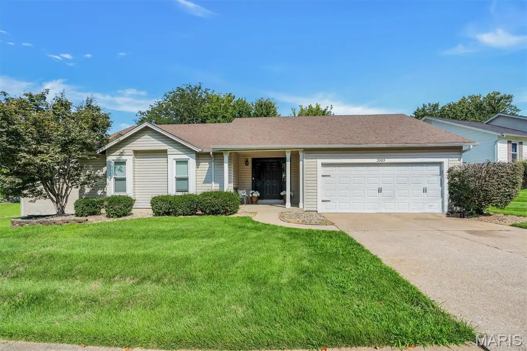 2003 Krause Hill PL, Florissant, MO 63031
