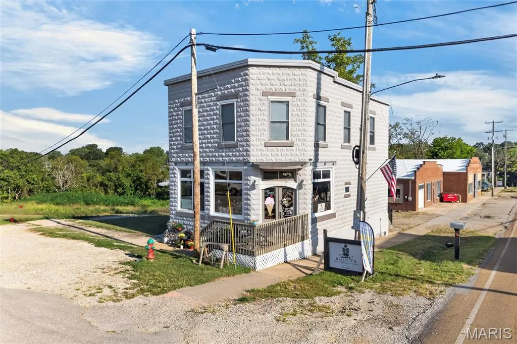 200 Commercial ST, Crocker, MO 65452