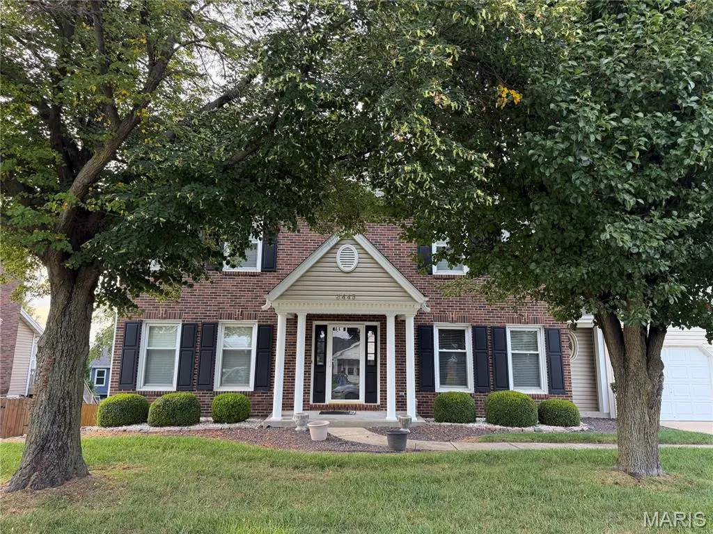 3445 Riverchase Pkwy, St Charles, MO 63301