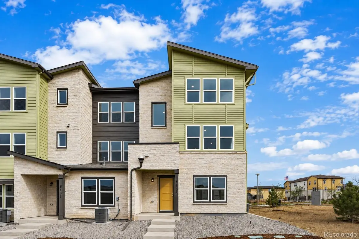 24141 E 54th PL, Aurora, CO 80019