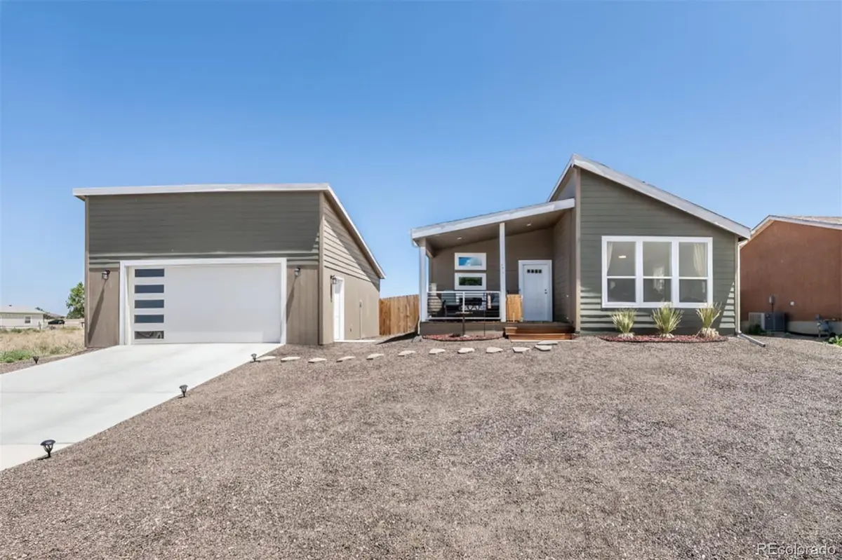 279 W Acorn DR, Pueblo West, CO 81007