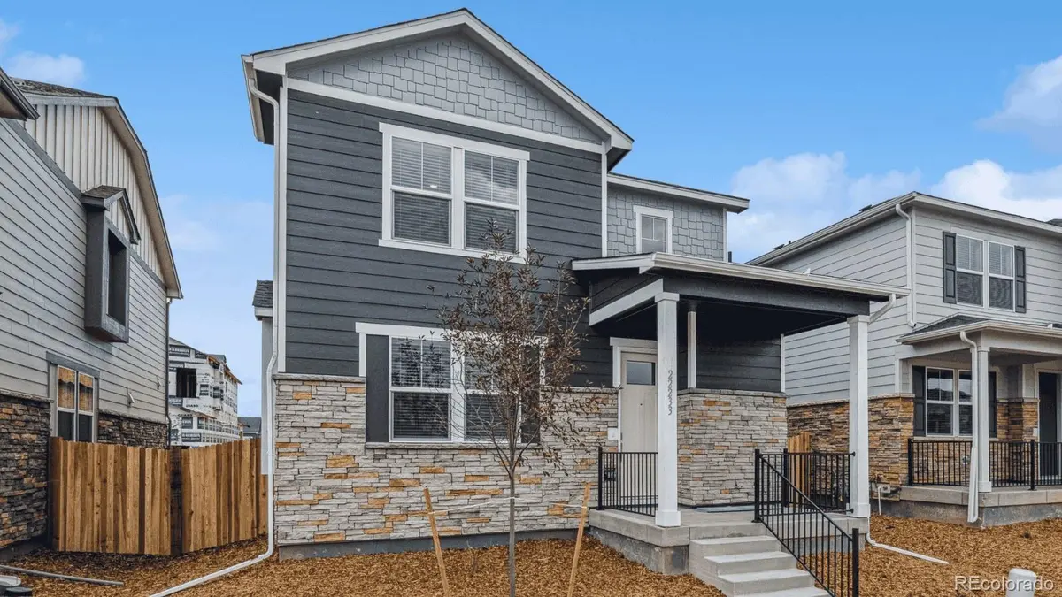 687 N Ukraine ST, Aurora, CO 80018