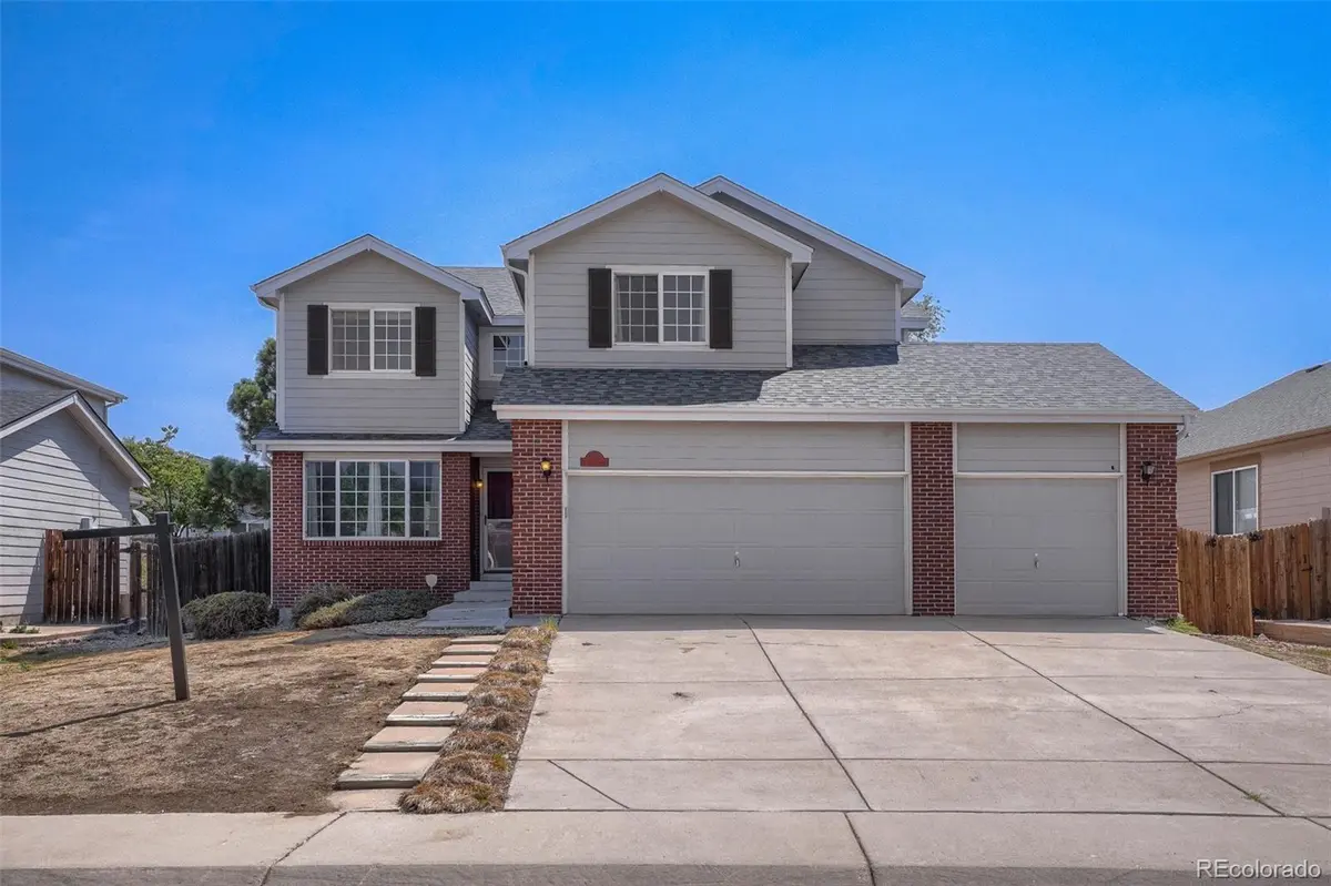 2366 S Genoa ST, Aurora, CO 80013