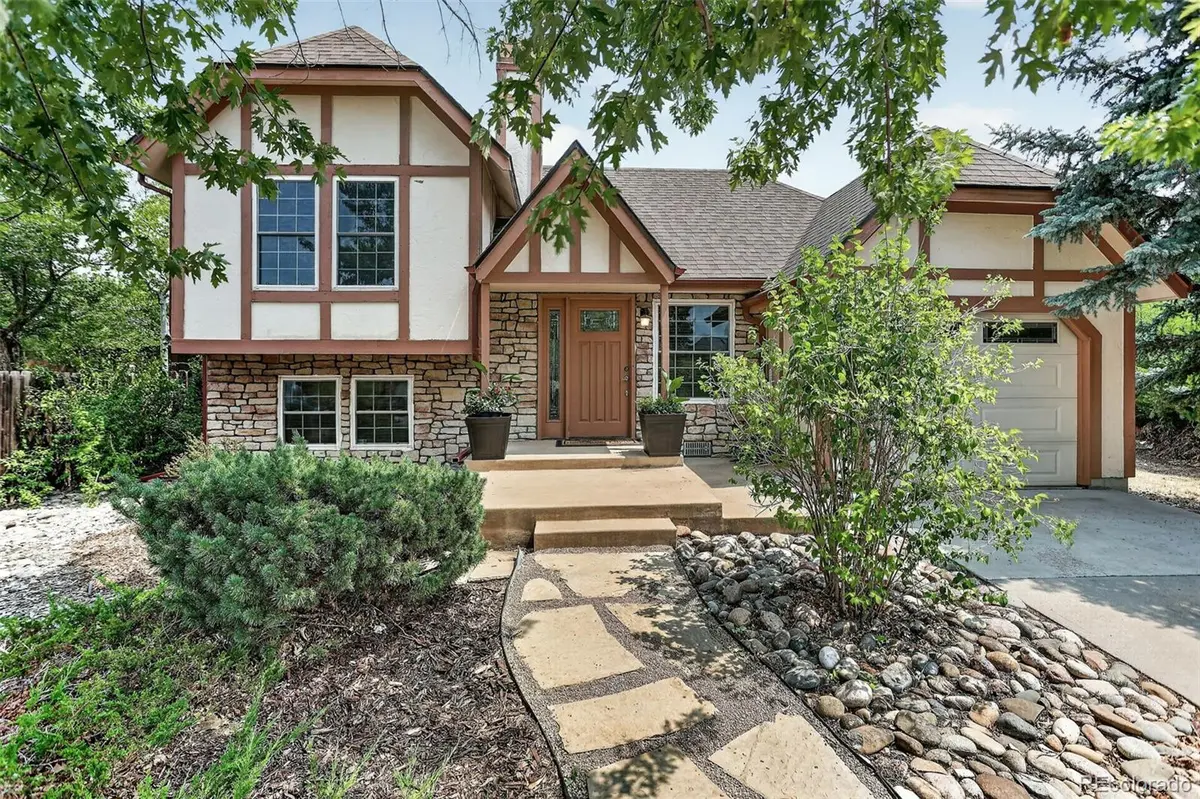 18574 E Layton PL, Aurora, CO 80015