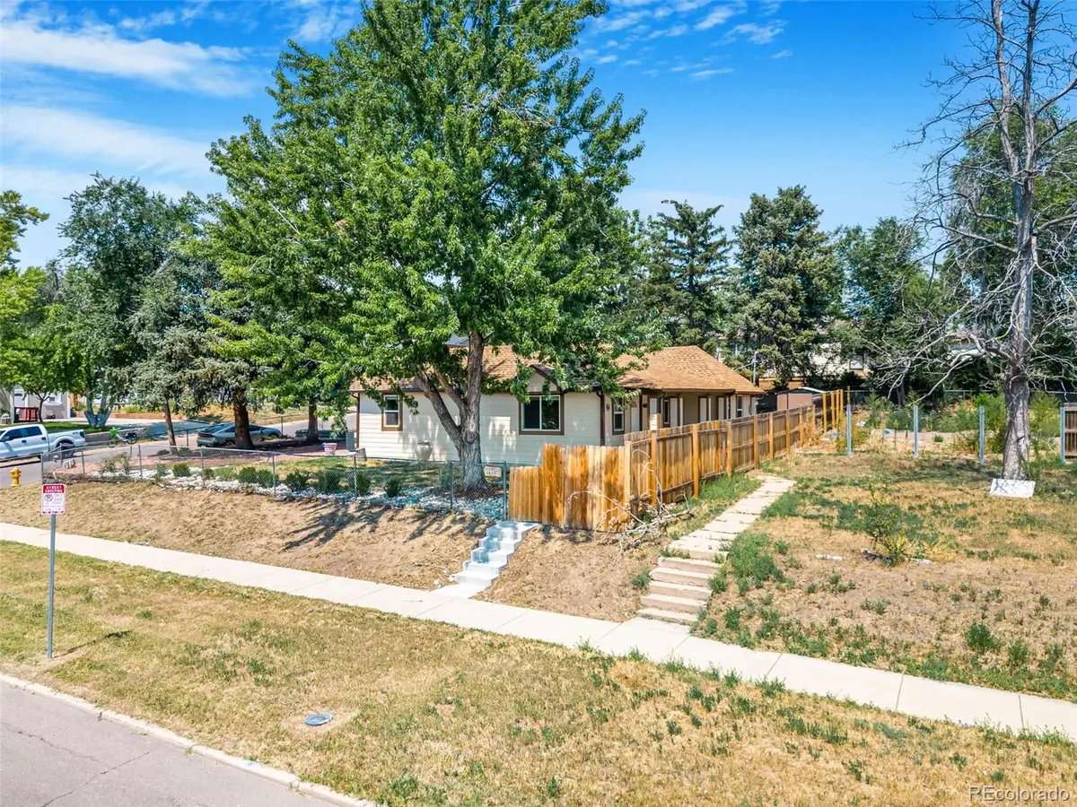 3835 W 3RD AVE, Denver, CO 80219