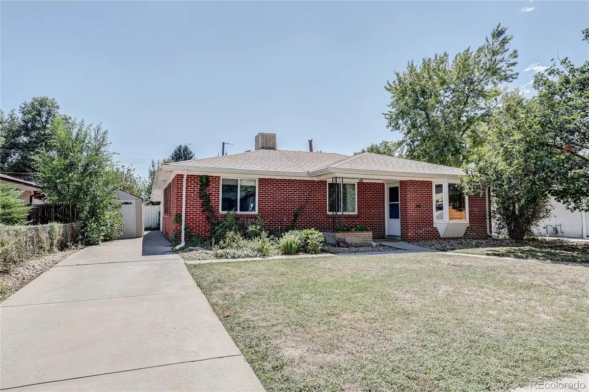 5550 Holland DR, Arvada, CO 80002