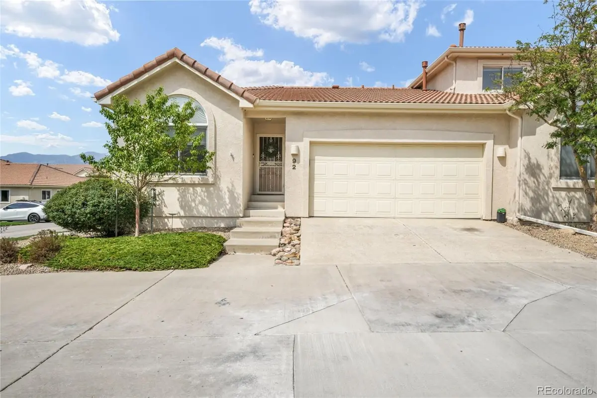 92 Luxury LN, Colorado Springs, CO 80921