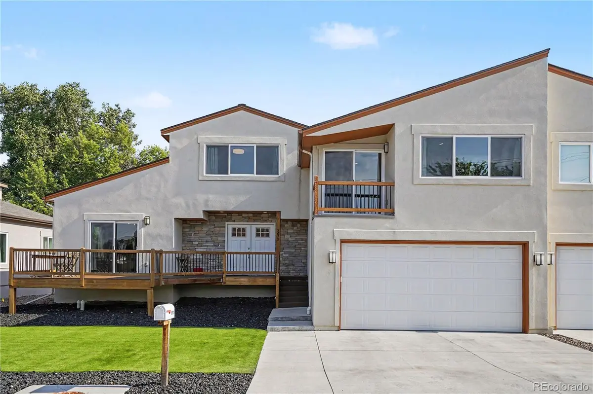 8672 W 49th PL, Arvada, CO 80002
