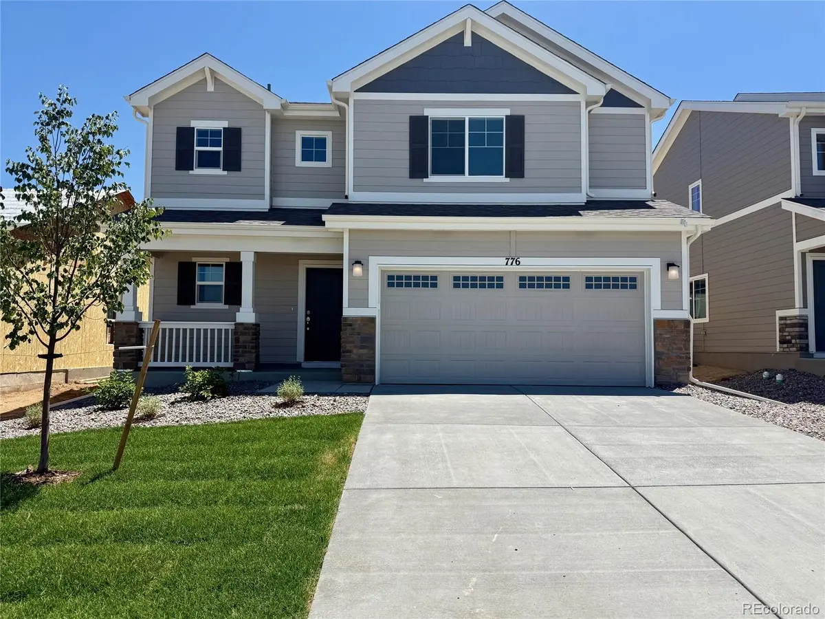 776 N Carrie CT, Watkins, CO 80137