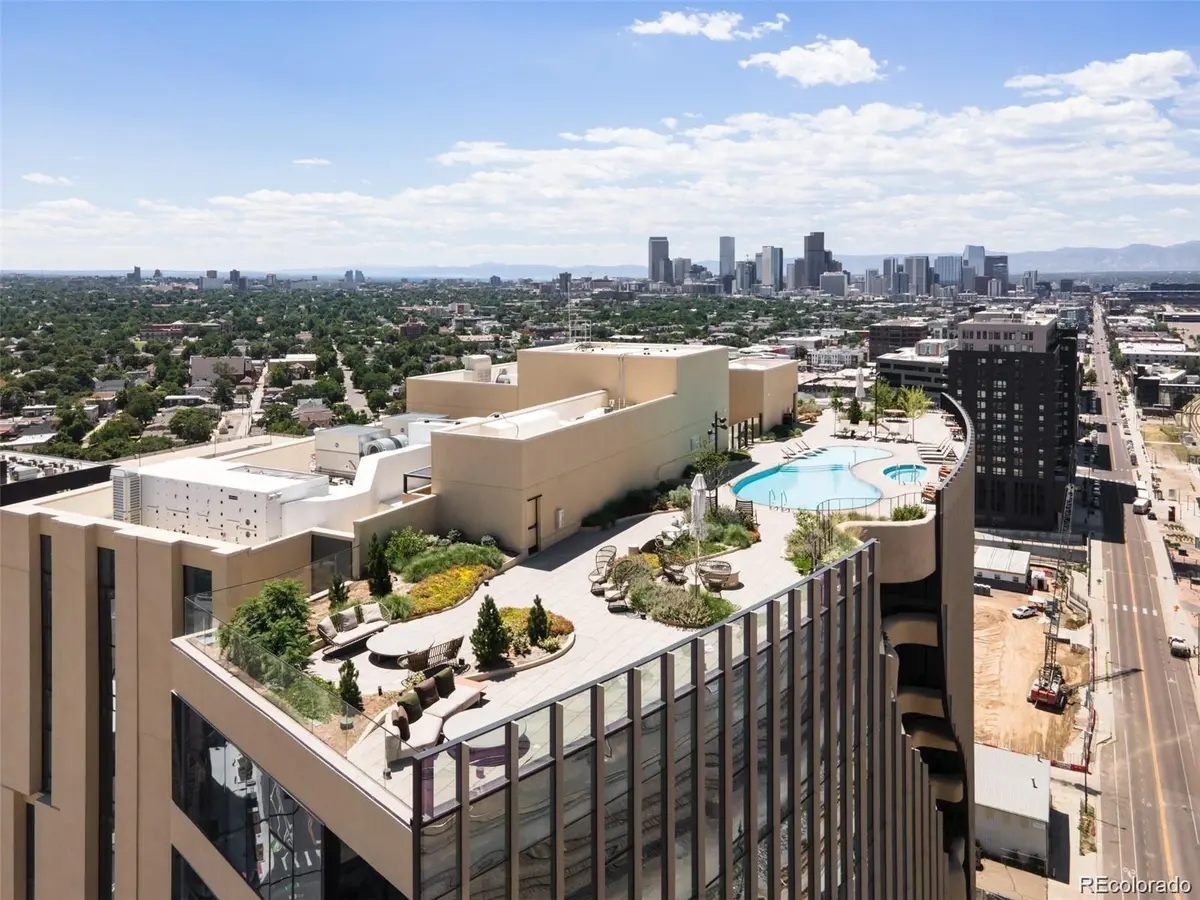 3930 Blake ST #1400, Denver, CO 80205