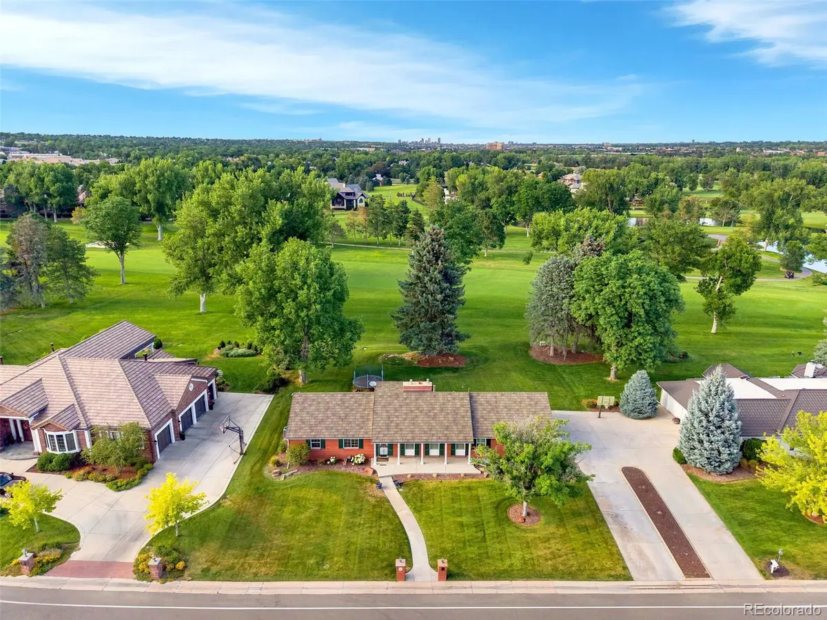 19 Niblick LN, Littleton, CO 80123