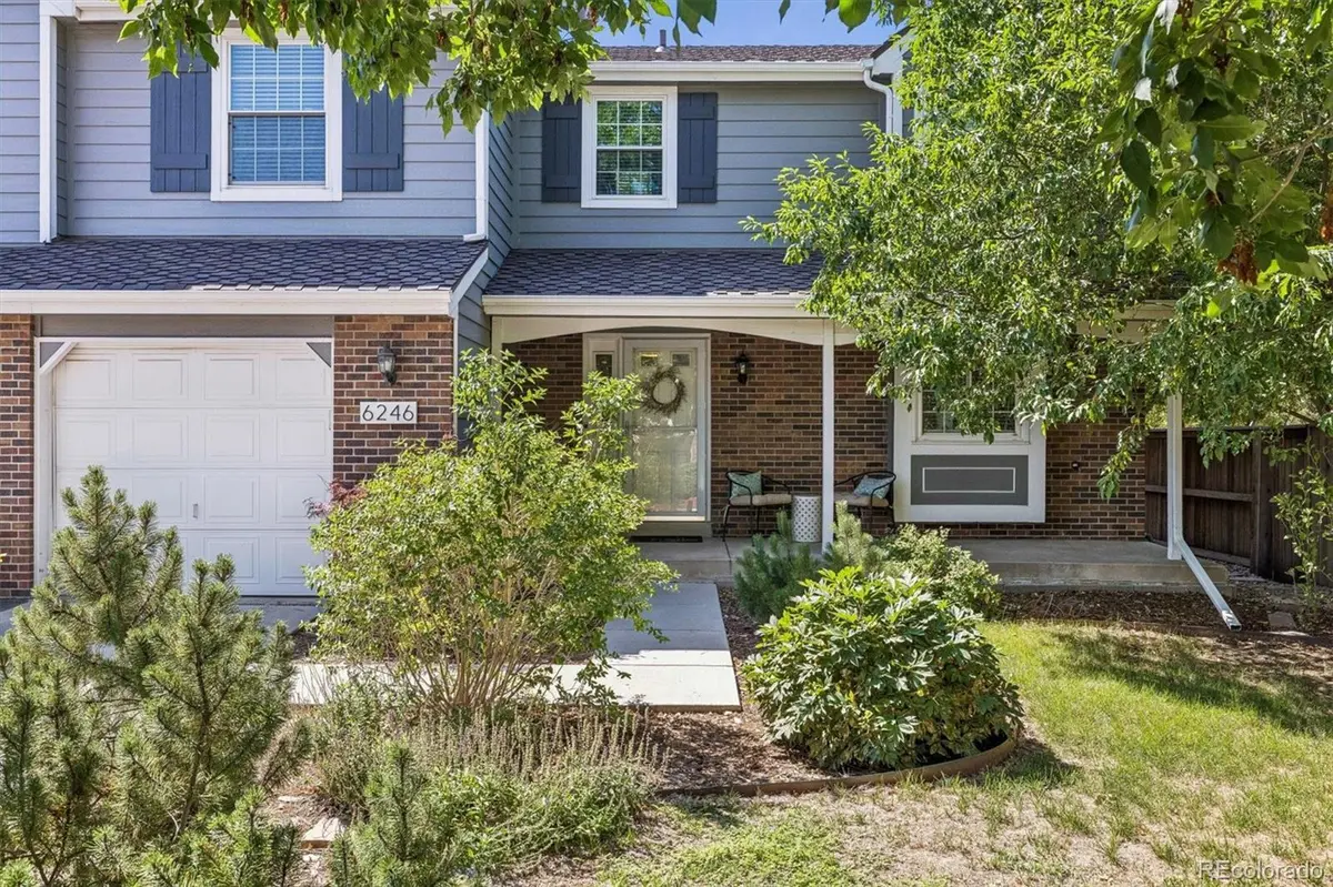 6246 E Hinsdale CT, Centennial, CO 80112