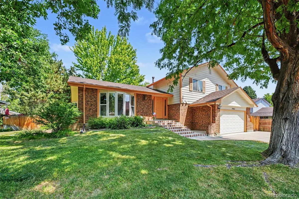 3962 S Quebec ST, Denver, CO 80237