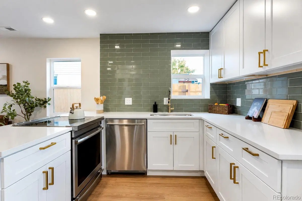3715 N Jackson ST, Denver, CO 80205