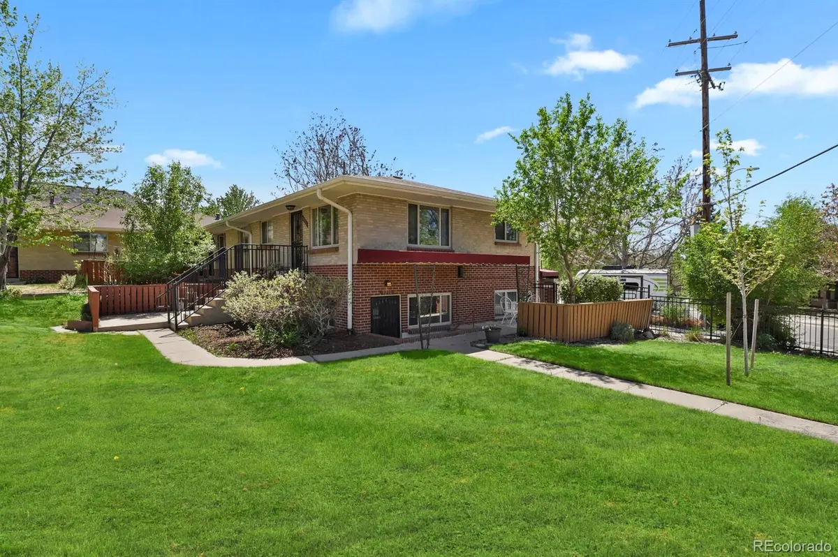 3290 W Fairview PL, Denver, CO 80211
