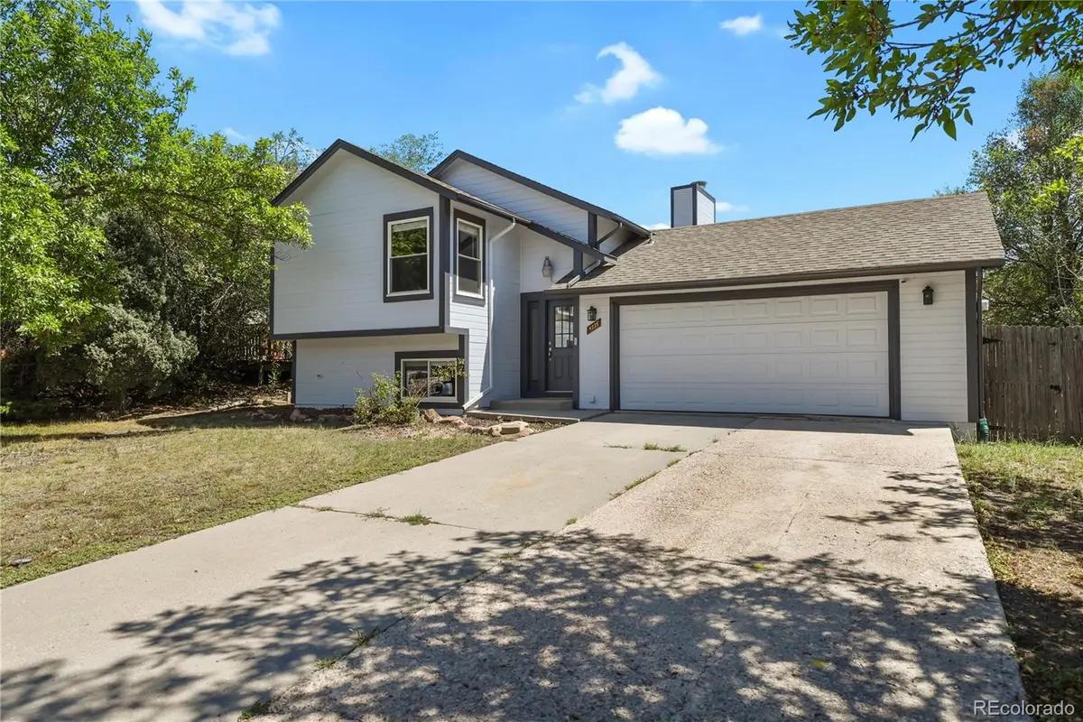 4335 Conquista DR, Colorado Springs, CO 80916