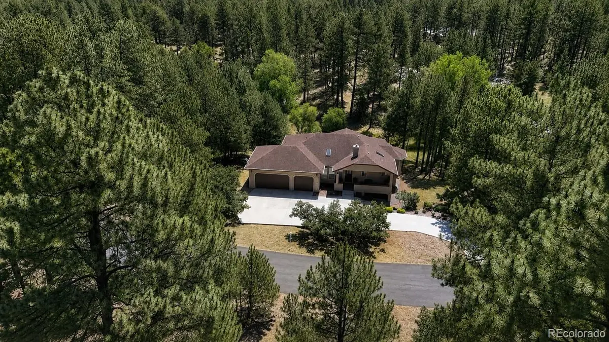 7524 Engineers CT, Larkspur, CO 80118