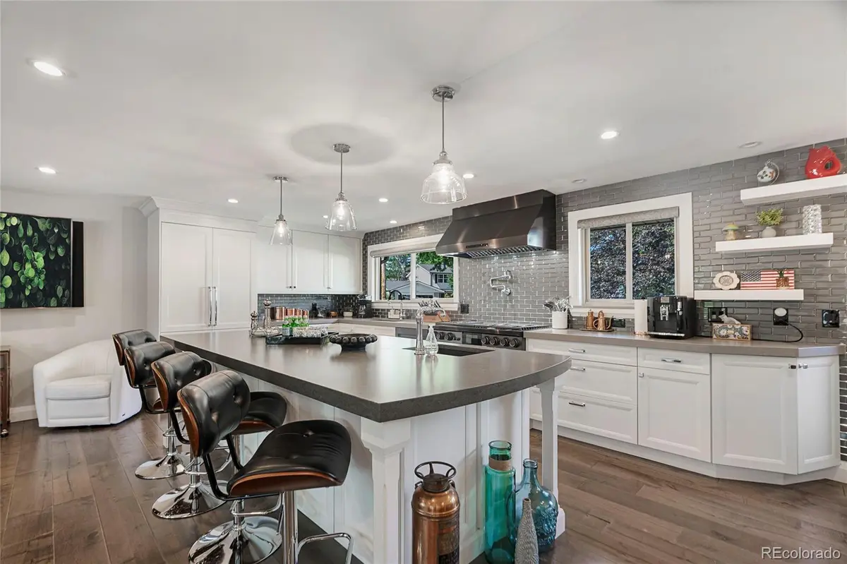 7649 S Cedar CIR, Littleton, CO 80120