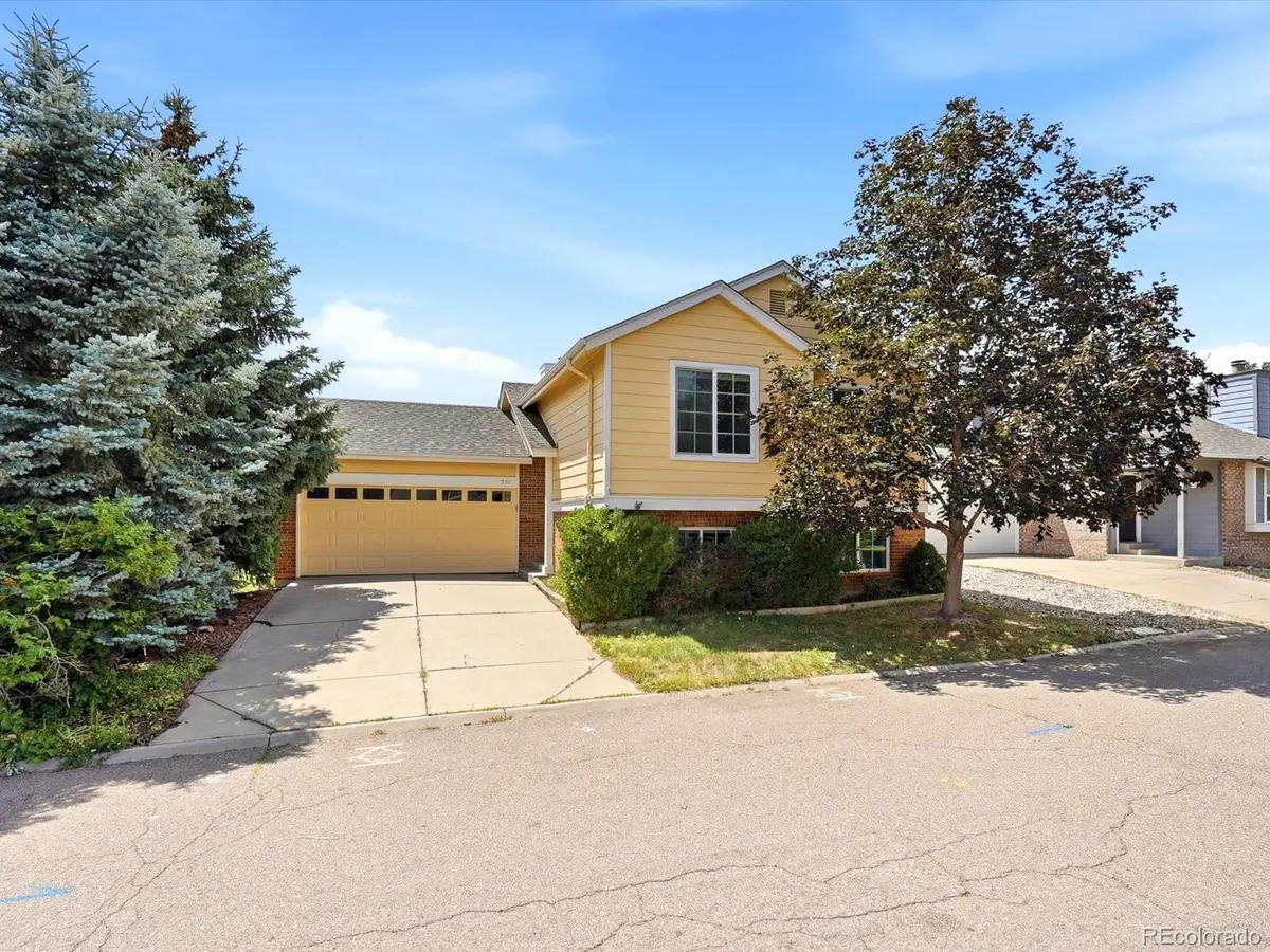 951 Conifer CT, Littleton, CO 80126