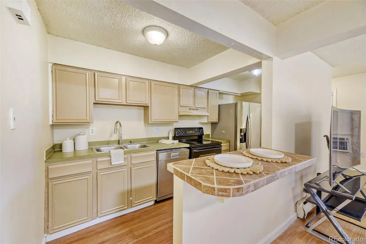 4641 S Lowell BLVD #B, Denver, CO 80236