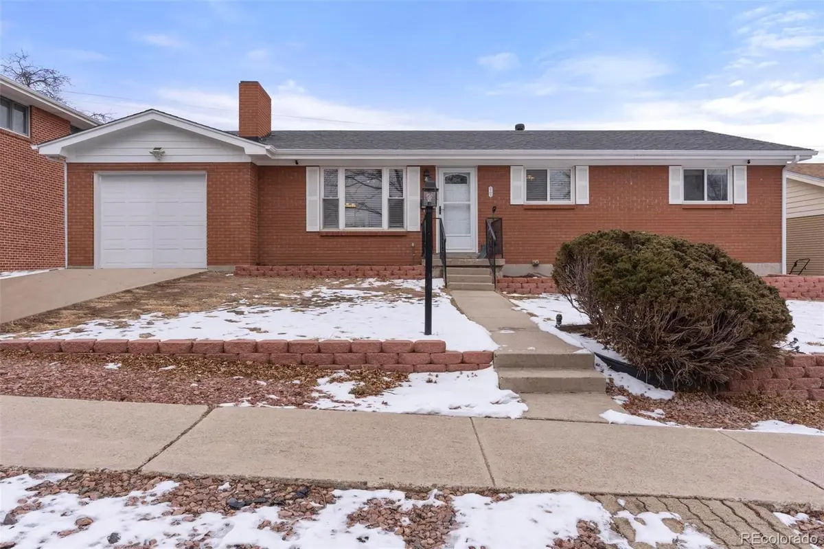 2105 Eagle View DR, Colorado Springs, CO 80909