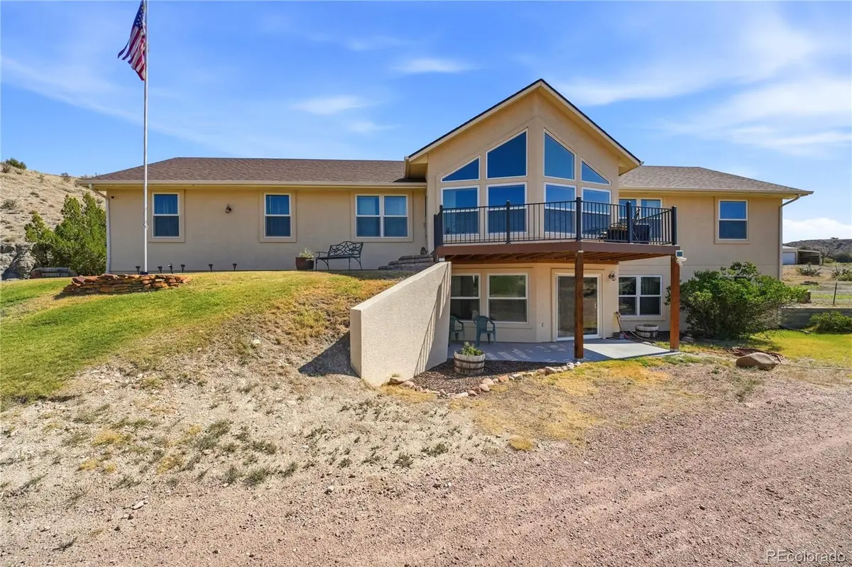 570 Valley DR, Penrose, CO 81240