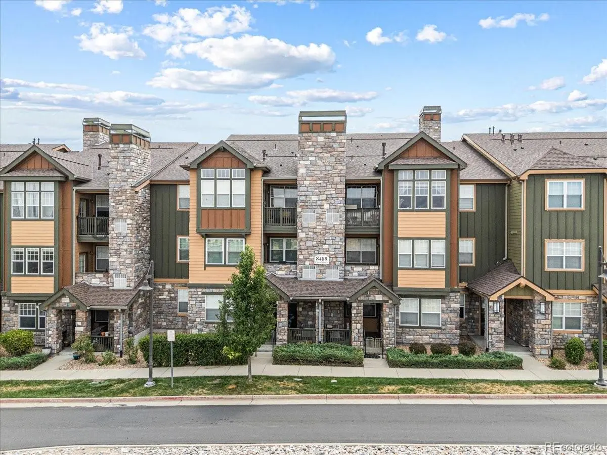 8489 Canyon Rim CIR #304, Englewood, CO 80112