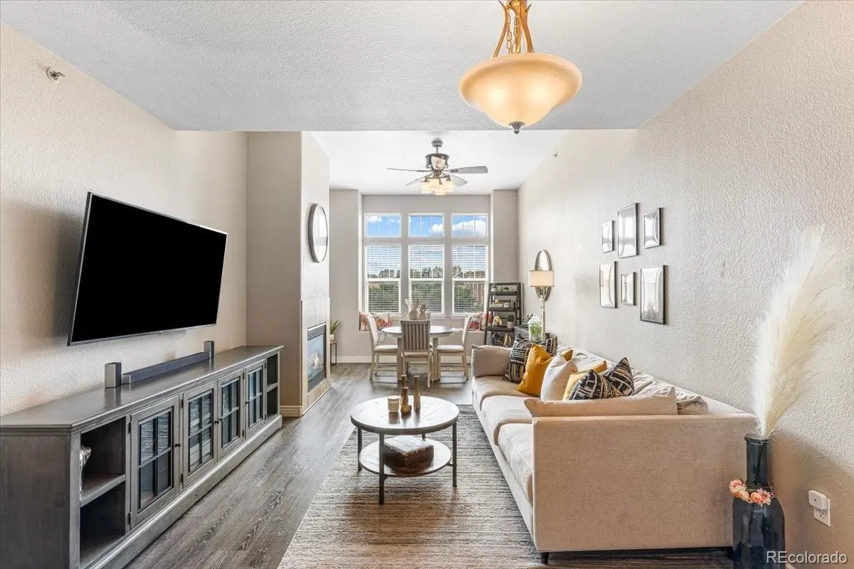 8489 Canyon Rim CIR #304, Englewood, CO 80112