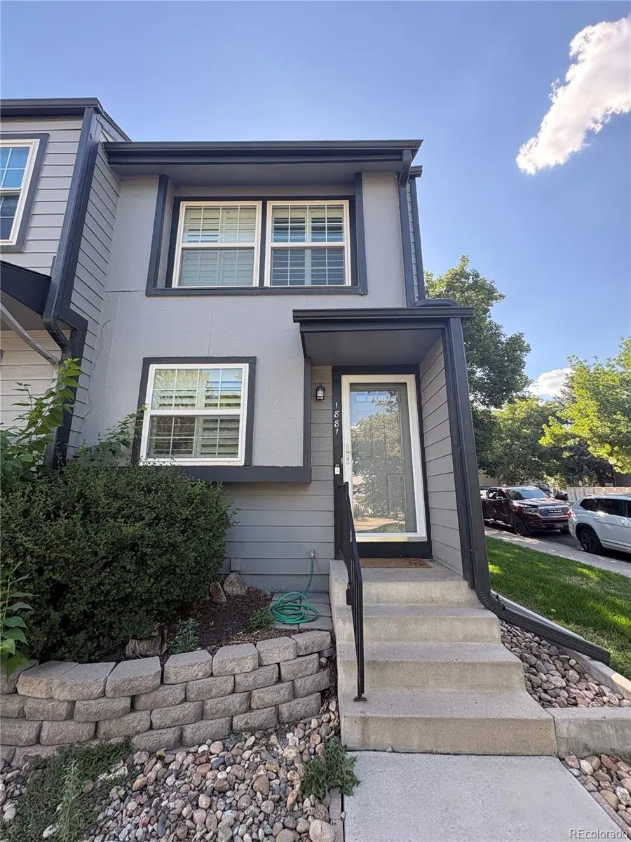 1881 Newland CT, Lakewood, CO 80214