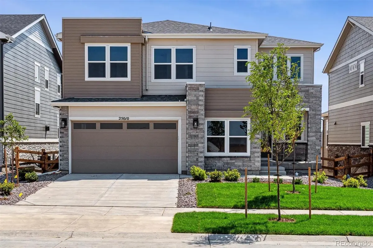 25010 E 42nd AVE, Aurora, CO 80019