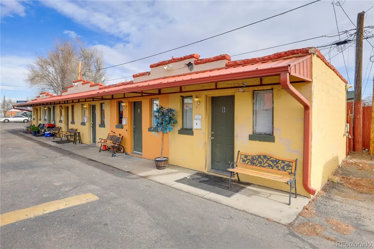 636 S Quitman ST, Denver, CO 80219