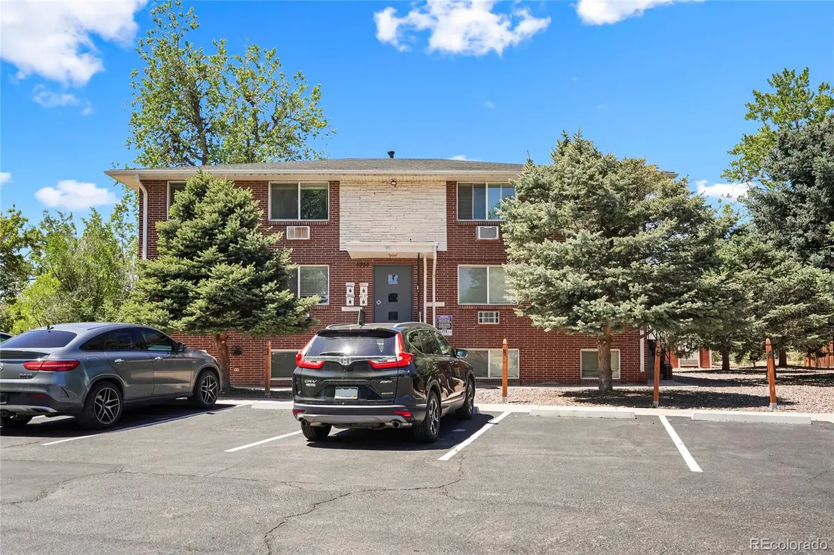 5955 Yukon ST, Arvada, CO 80004