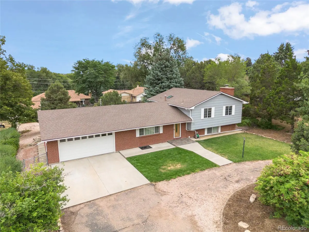 211 Westcott AVE, Colorado Springs, CO 80906