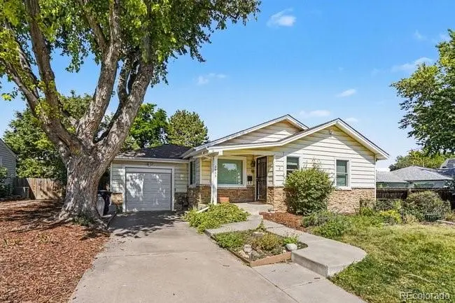 2935 S Clermont DR, Denver, CO 80222