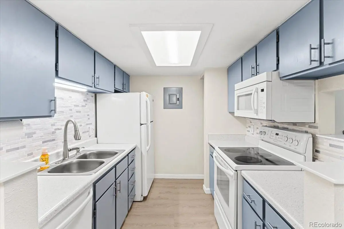 4400 S Quebec ST #B105, Denver, CO 80237