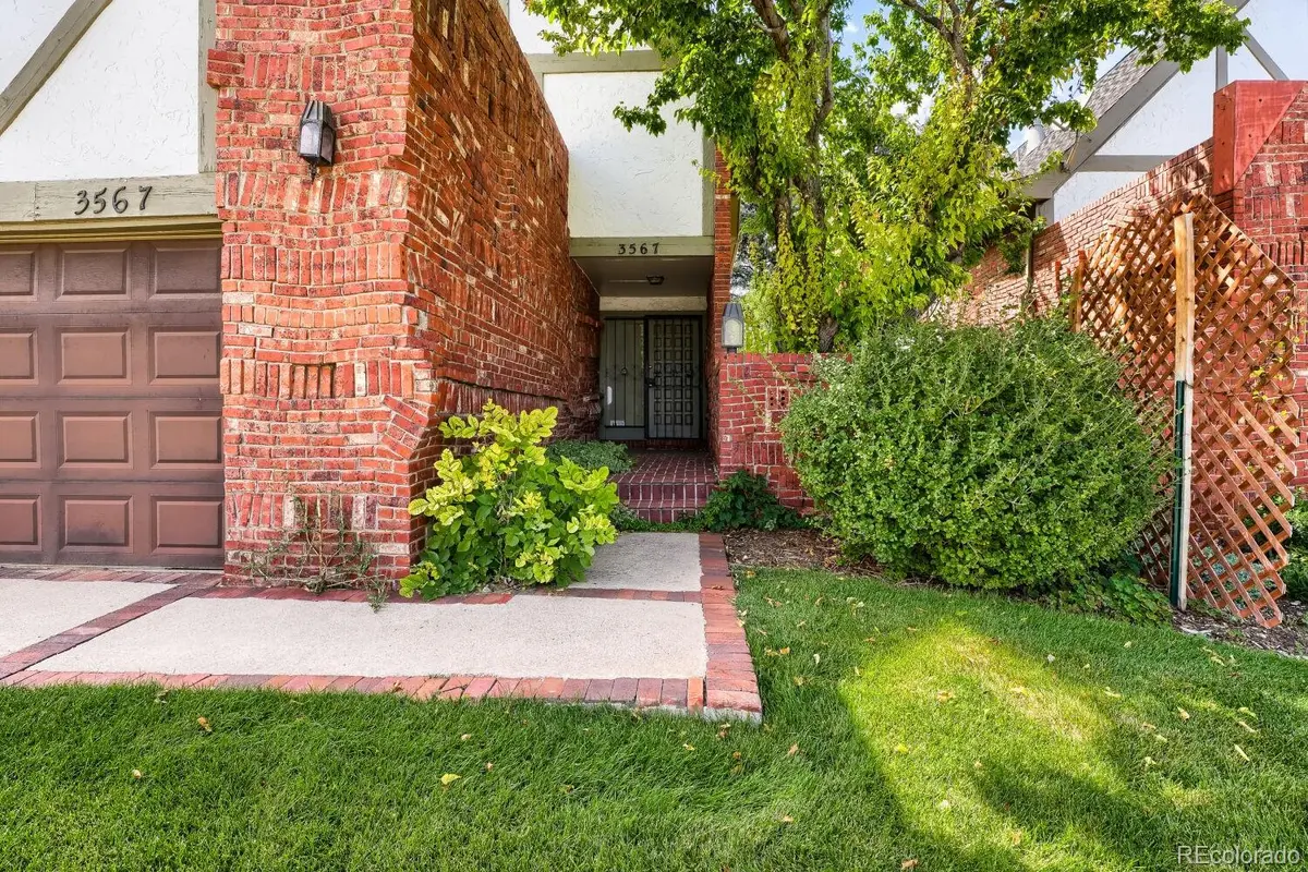 3567 S Ivanhoe ST, Denver, CO 80237