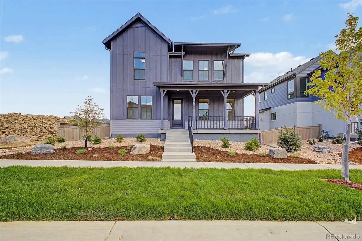 5588 Moosehead CIR, Longmont, CO 80503