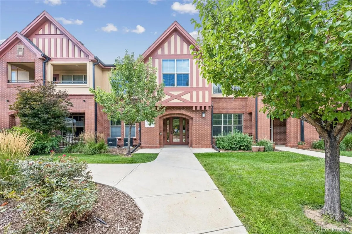 1379 Charles DR #D5, Longmont, CO 80503