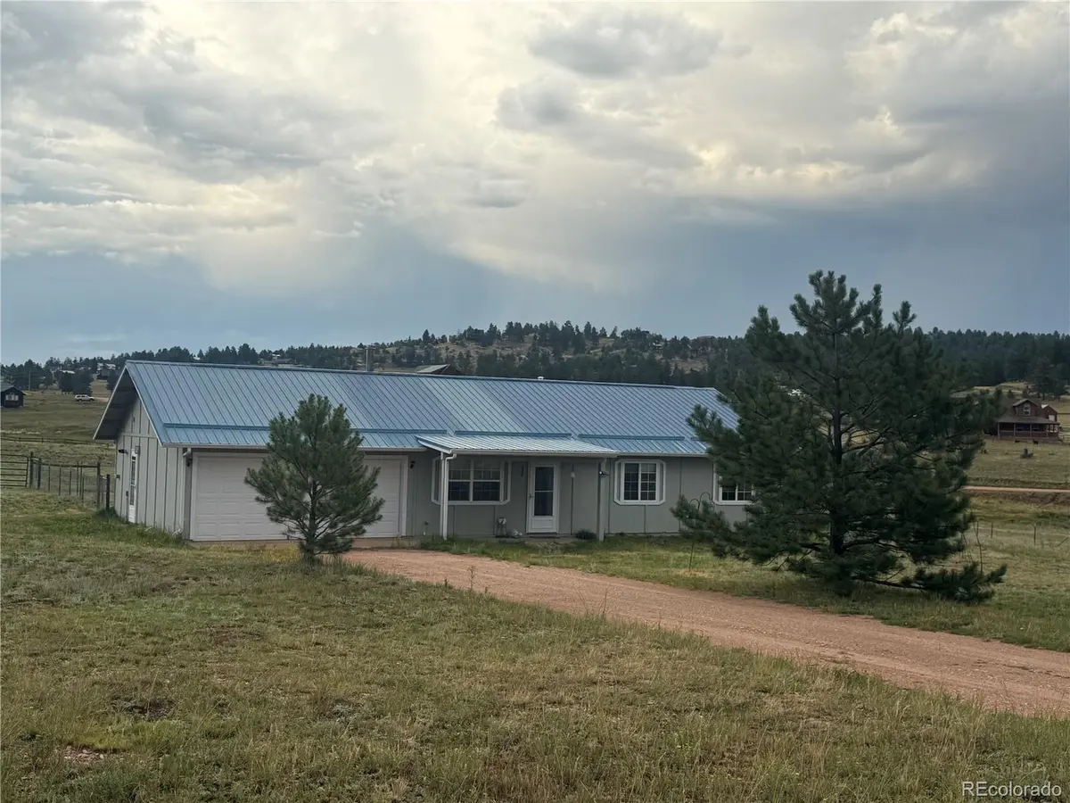 17 Garfield CIR, Florissant, CO 80816