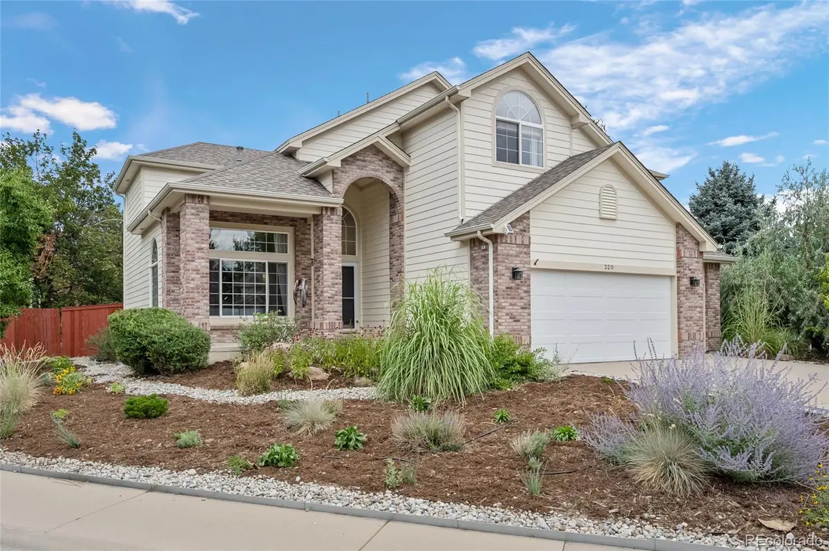 320 Driftwood CIR, Lafayette, CO 80026