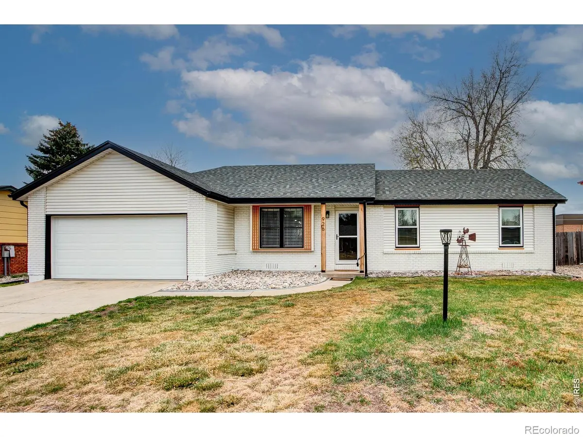 926 White Elm DR, Loveland, CO 80538