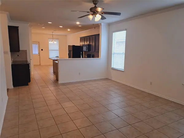 541 Moonwalker TRL, Buda, TX 78610