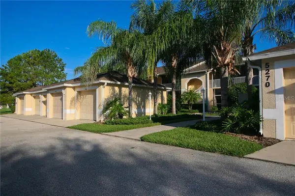 5270 HYLAND HILLS AVE #1722, Sarasota, FL 34241