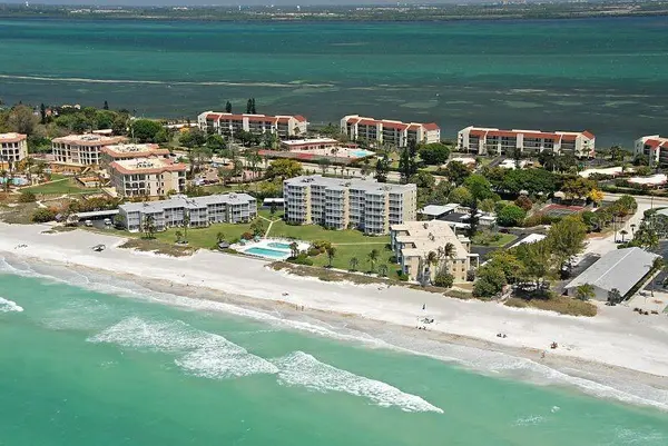 4835 GULF OF MEXICO DR #106, Longboat Key, FL 34228