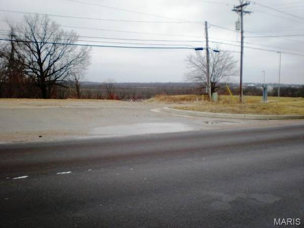 888 Old Rte 66, St Robert, MO 65583